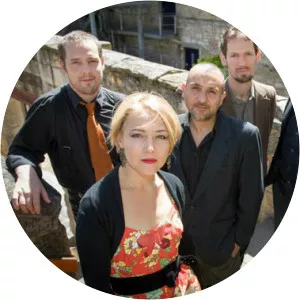 zulya kamalova zulya and the children of the underground - Musical group