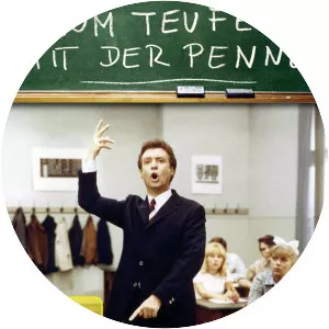 Zum Teufel mit der Penne - 1968 ‧ Comedy ‧ 1h 39m