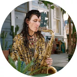 Zumi Rosow - Musical artist