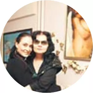 Zümrüt Düvenci photograph