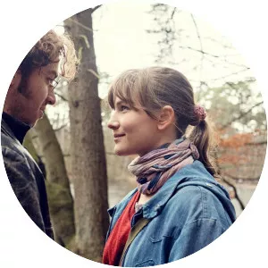 Zwischen uns die Mauer - 2019 ‧ Drama/Romance ‧ 1h 50m